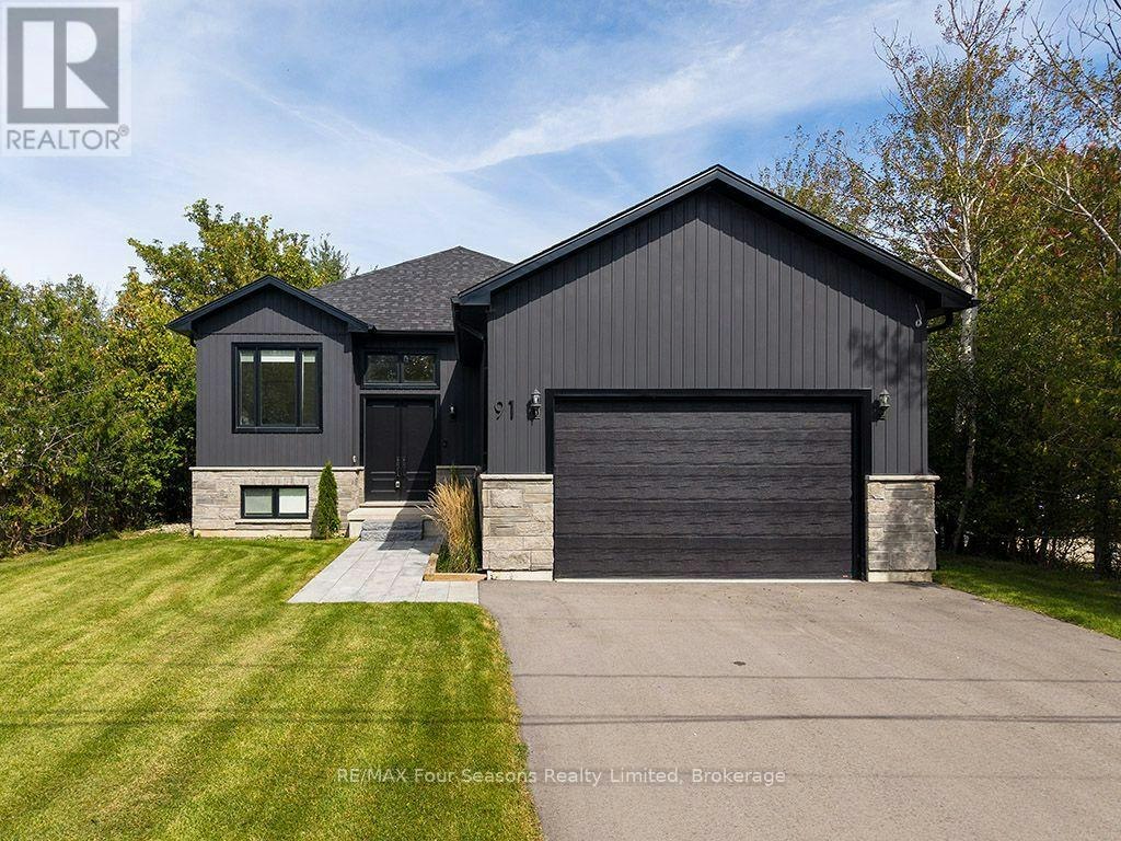 91 Summer View Avenue, Collingwood, ON, L9Y 3Z1
