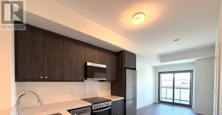 410-51 Clarington Boulevard, Clarington, ON, L1C 7J8 - 7