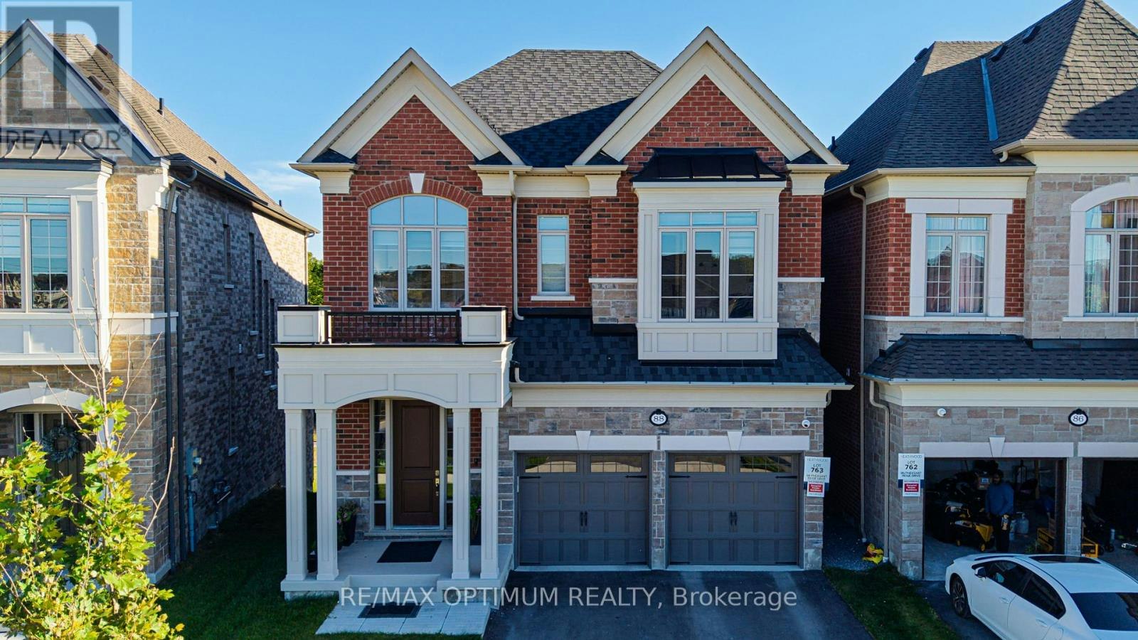 88 Pheasant Ridge Drive, Whitby, ON, L1P 0R9