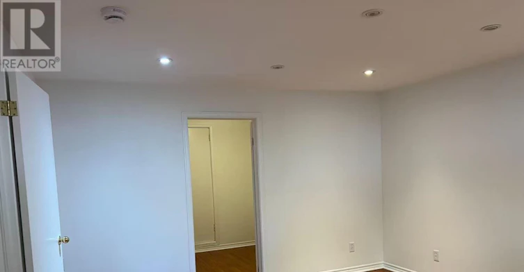 29 Harnish Crescent, Toronto, ON, M2M 2C2 - 10