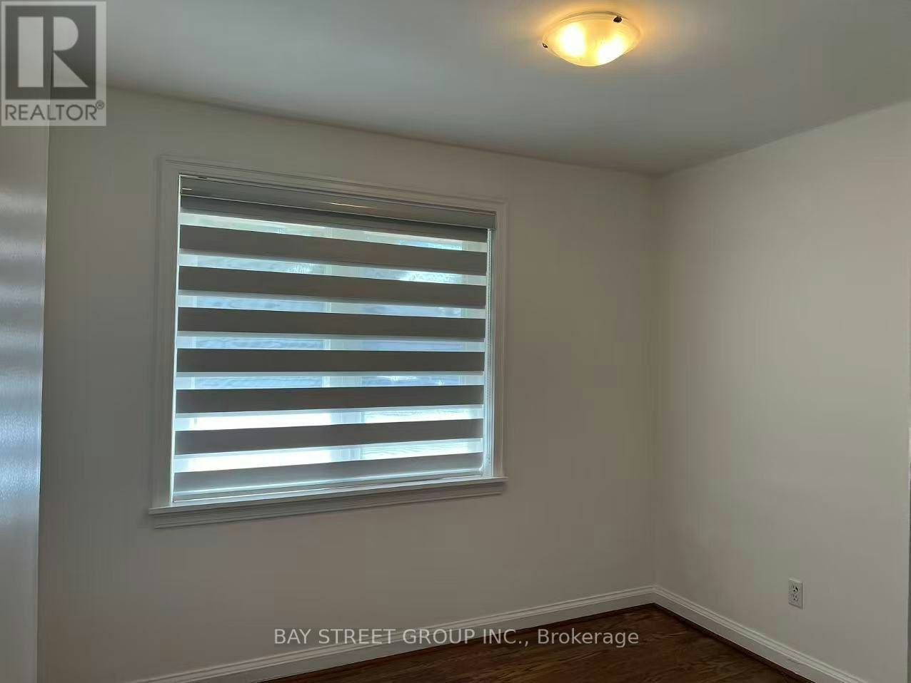 29 Harnish Crescent, Toronto, ON, M2M 2C2 - 23