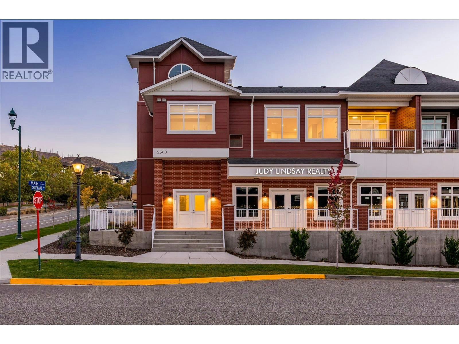 202-5300 Main Street, Kelowna, BC, V1W 0C1