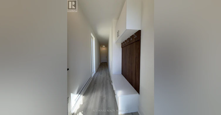 246 Ellis Avenue, St. Catharines, ON, L2P 0H2 - 2