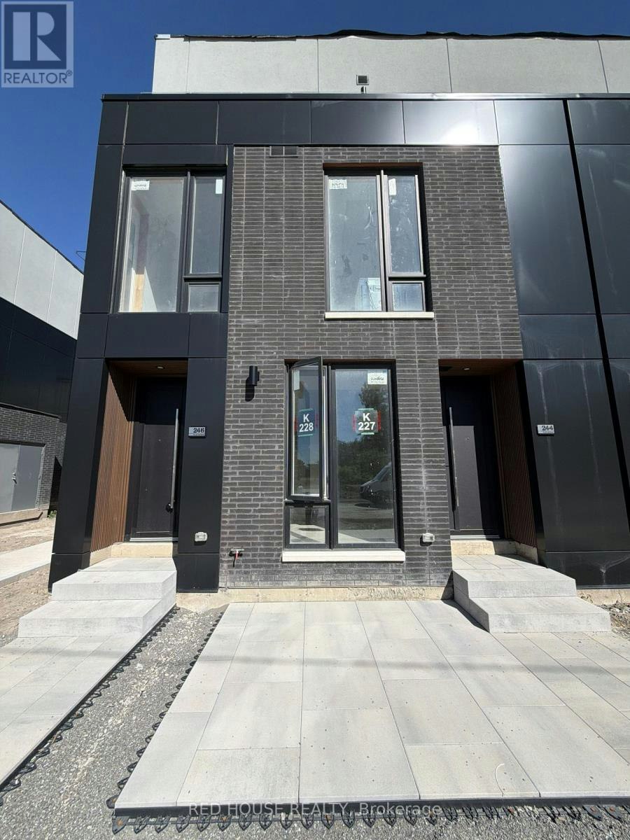 246 Ellis Avenue, St. Catharines, ON, L2P 0H2