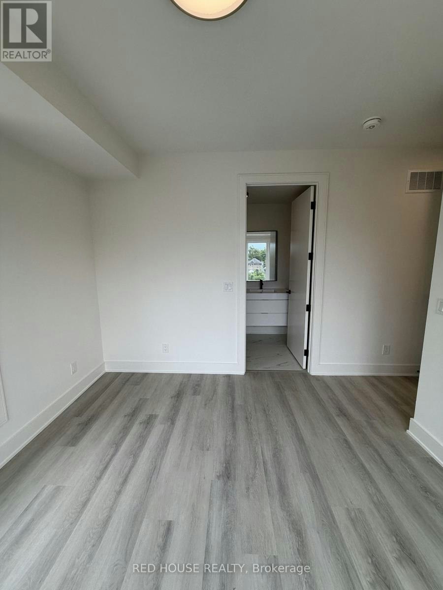 246 Ellis Avenue, St. Catharines, ON, L2P 0H2 - 28