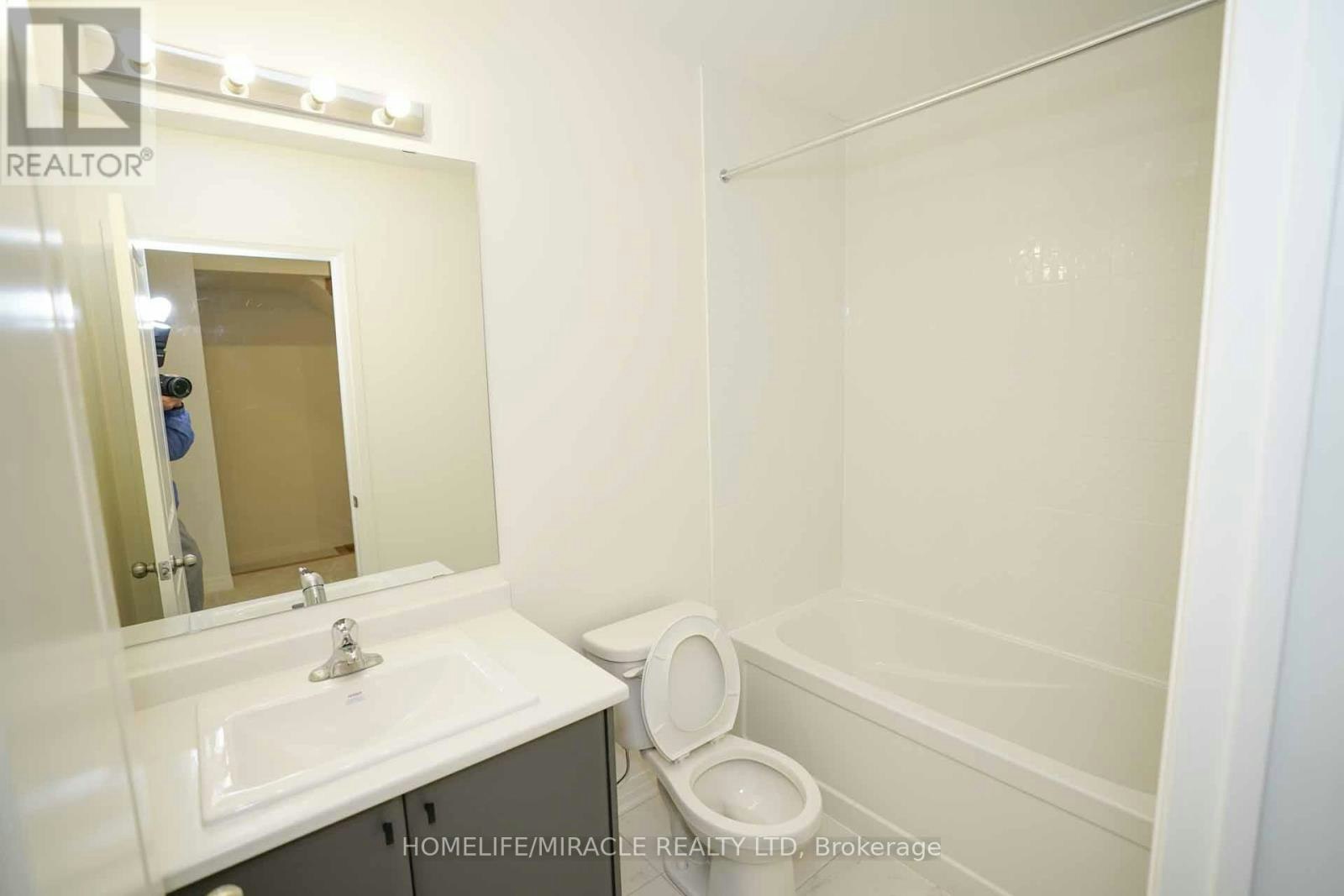 1561 Green Road, Clarington, ON, L1C 7E5 - 38
