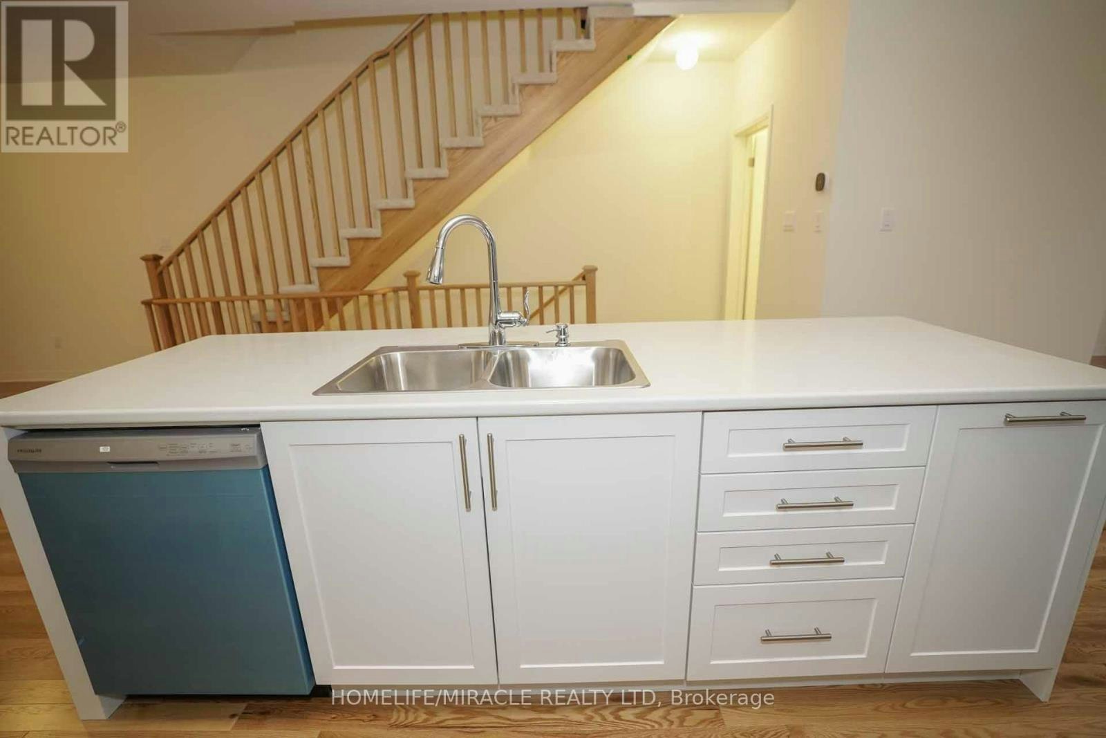 1561 Green Road, Clarington, ON, L1C 7E5 - 21