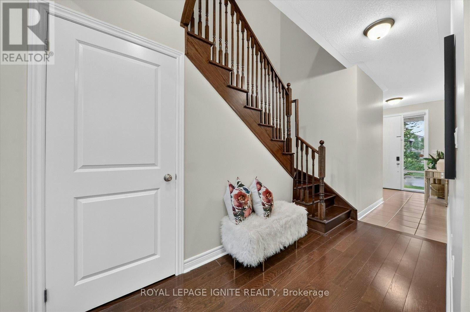2637 Cerise Manor Court, Pickering, ON, L1X 0G8 - 10