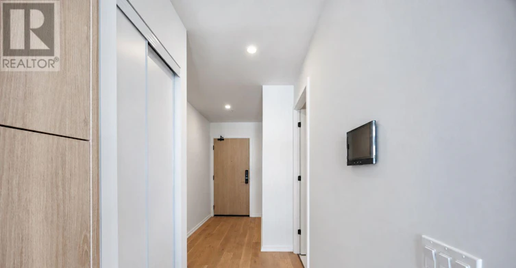 1906-109 Erskine Avenue, Toronto, ON, M4P 1Y5 - 2
