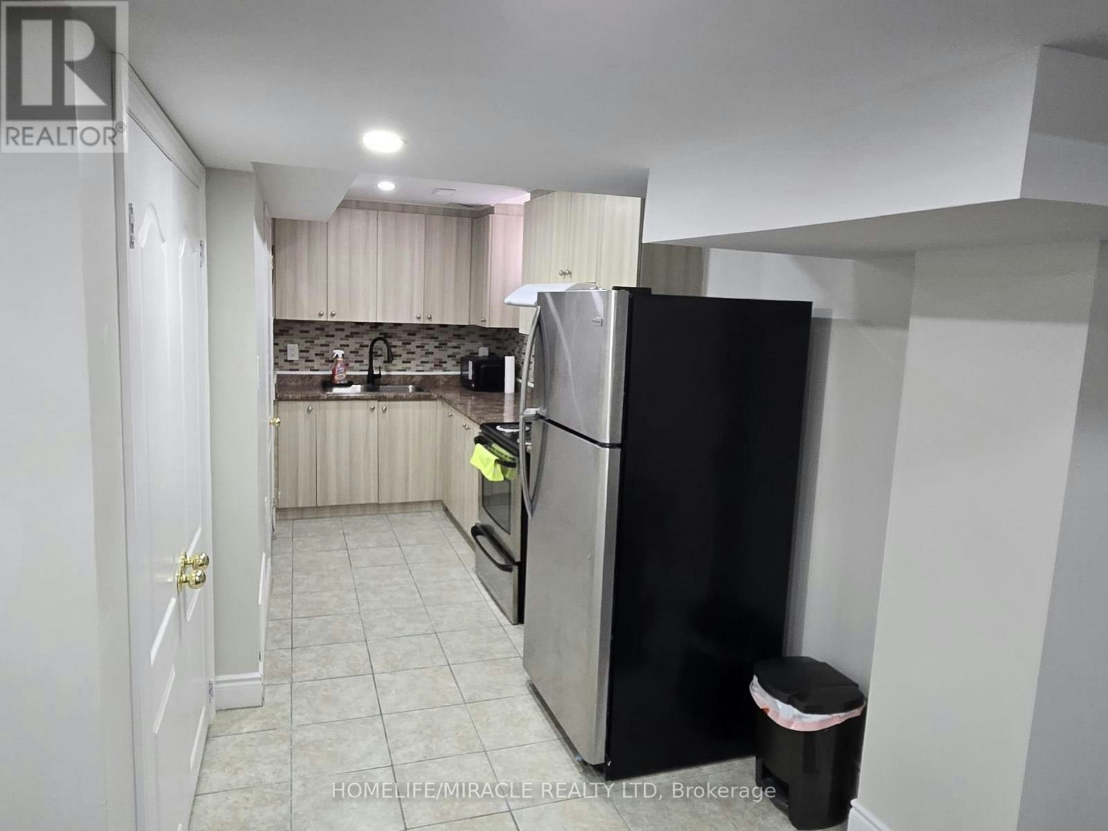 BSMT-318 Sunny Meadow Boulevard, Brampton, ON, L6R 3C3 - 8