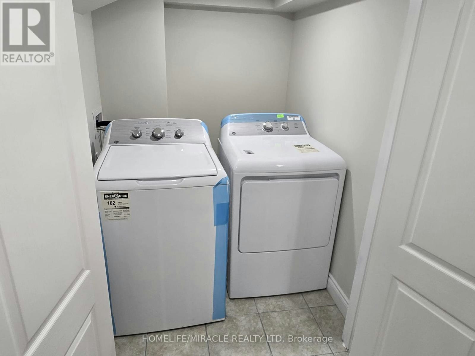 BSMT-318 Sunny Meadow Boulevard, Brampton, ON, L6R 3C3 - 9