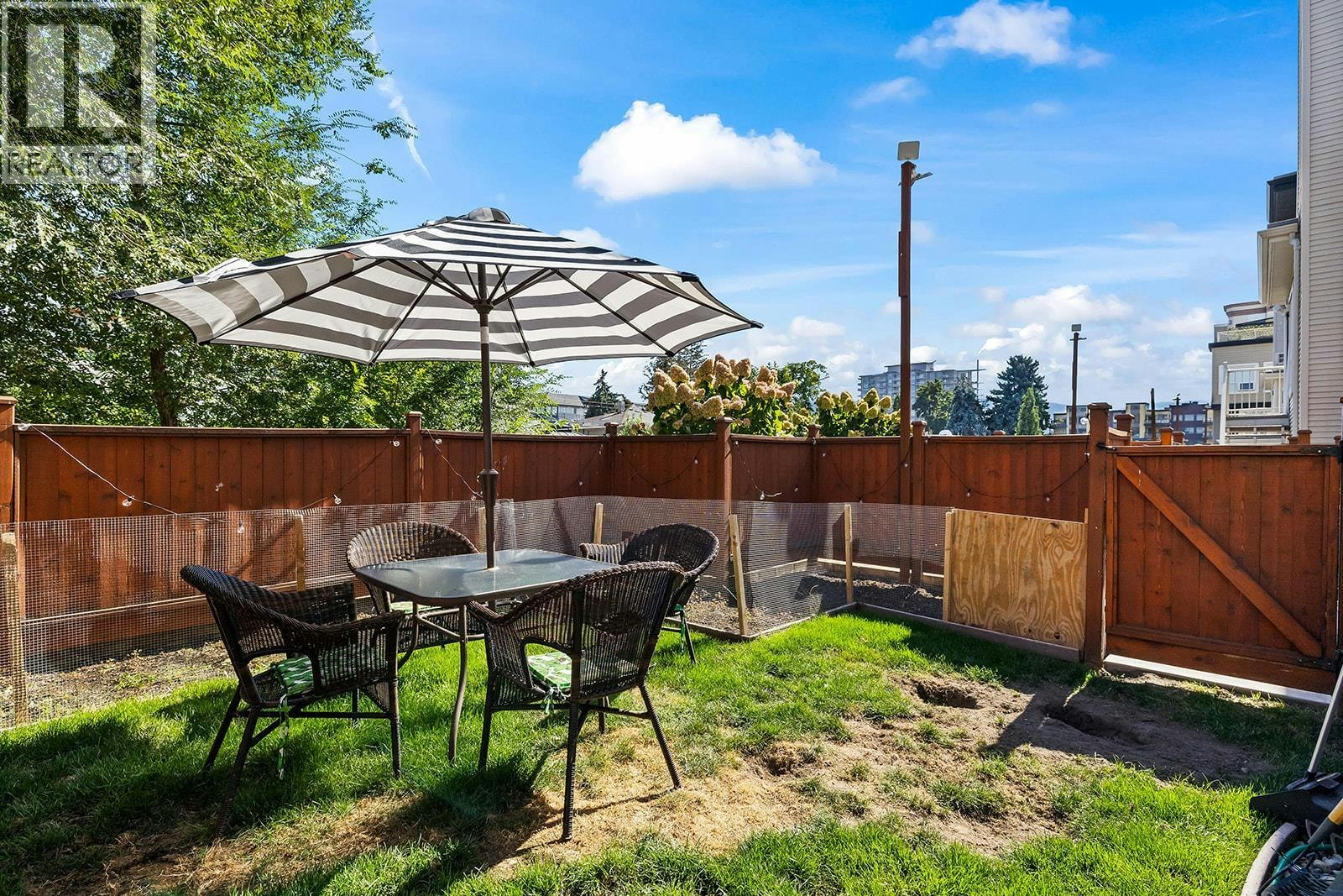 11-1851 Ambrosi Road, Kelowna, BC, V1Y 4R8 - 20