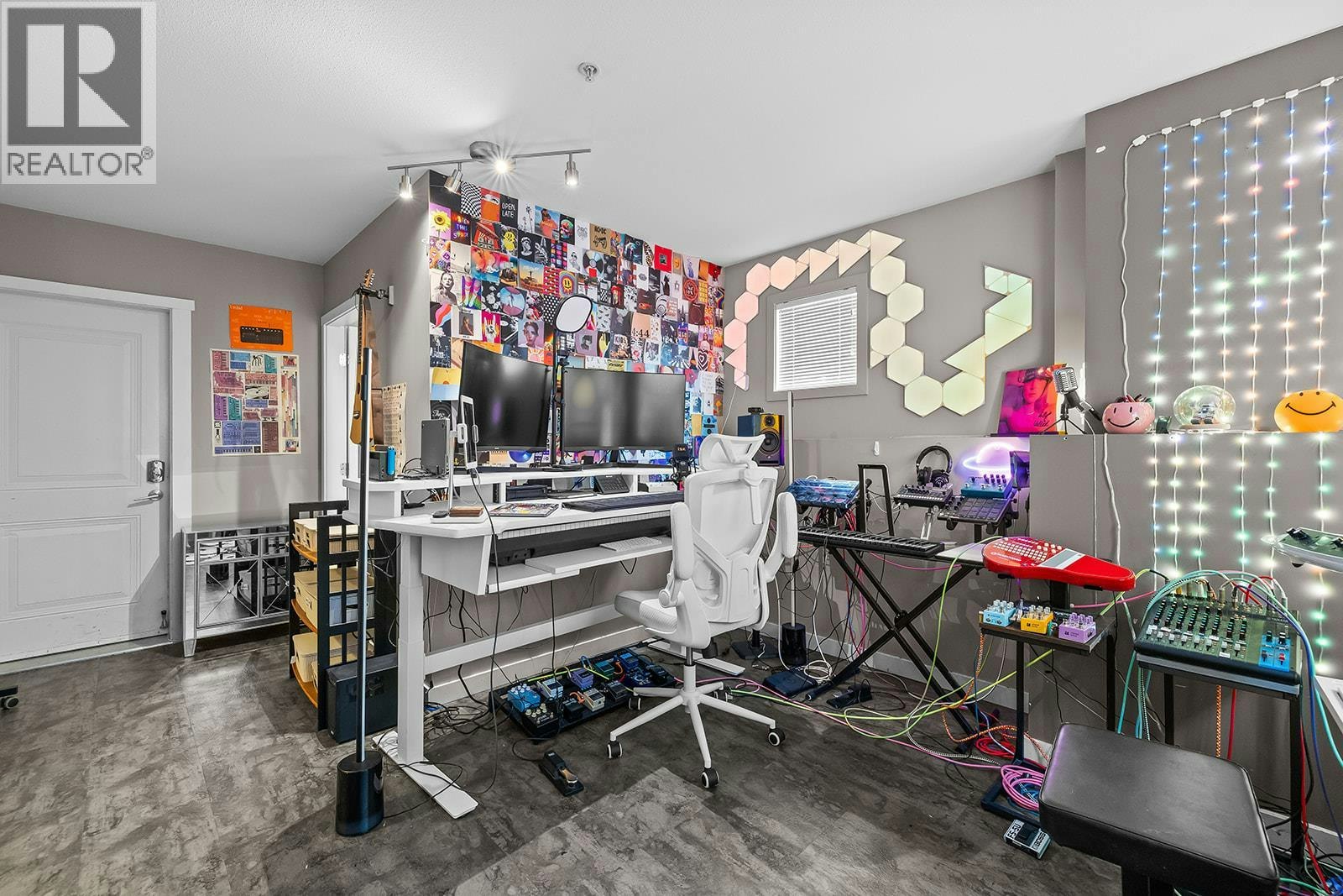 11-1851 Ambrosi Road, Kelowna, BC, V1Y 4R8 - 26