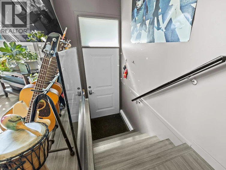 11-1851 Ambrosi Road, Kelowna, BC, V1Y 4R8 - 6