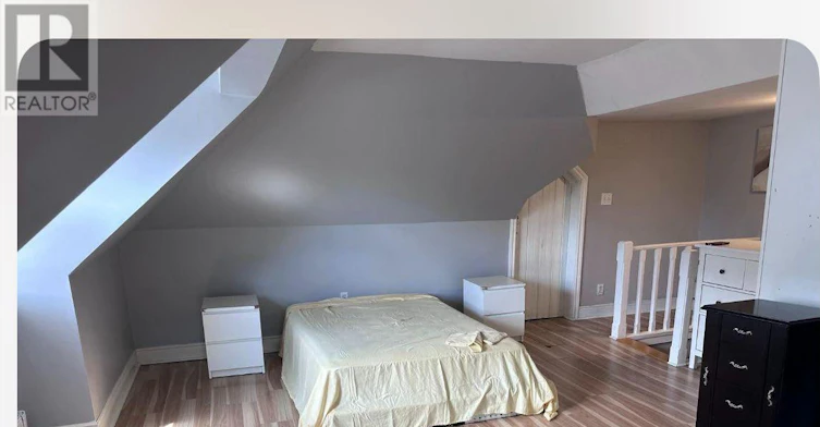 2ND 432 Floor And Attic Gladstone Avenue, Toronto, ON, M6H 3H9 - 4