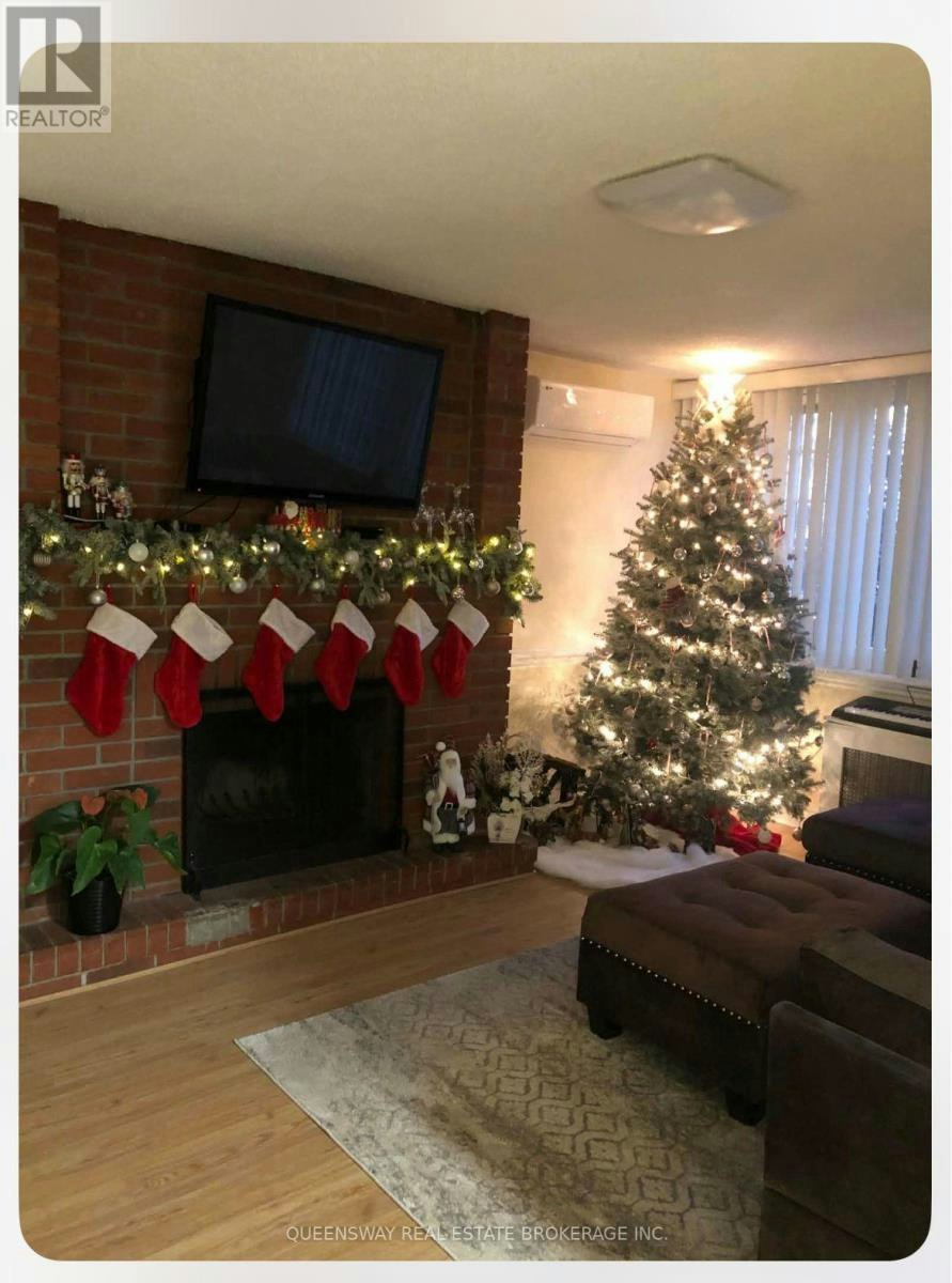 2ND 432 Floor And Attic Gladstone Avenue, Toronto, ON, M6H 3H9