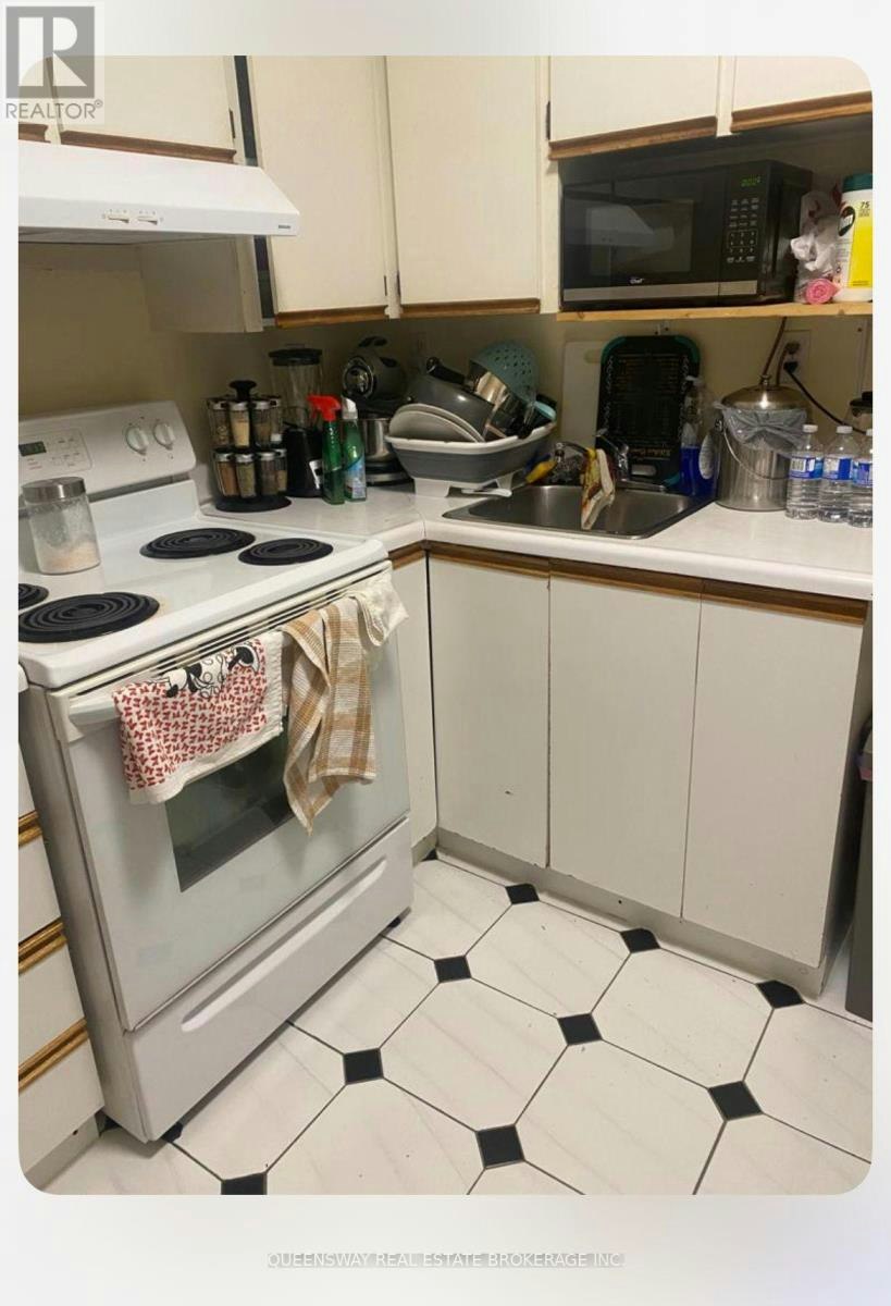 2ND 432 Floor And Attic Gladstone Avenue, Toronto, ON, M6H 3H9 - 3