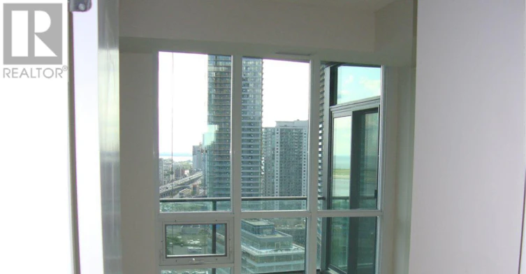 2701-18 Harbour Street, Toronto, ON, M5J 2Z6 - 4