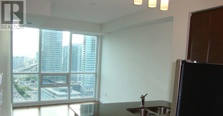 2701-18 Harbour Street, Toronto, ON, M5J 2Z6 - 2