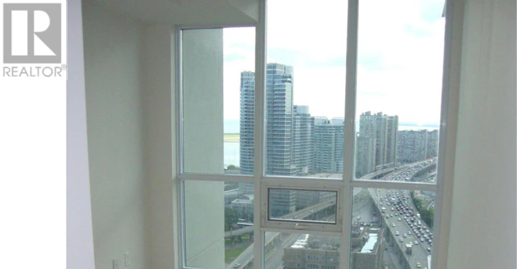 2701-18 Harbour Street, Toronto, ON, M5J 2Z6 - 3