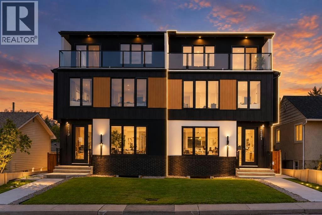 2121 Mackay Road NW, Calgary, AB, T3B 1C9