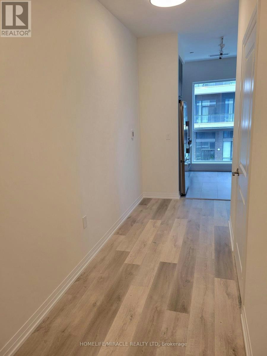 210-15 Watergarden Drive, Mississauga, ON, L5R 1B2 - 4
