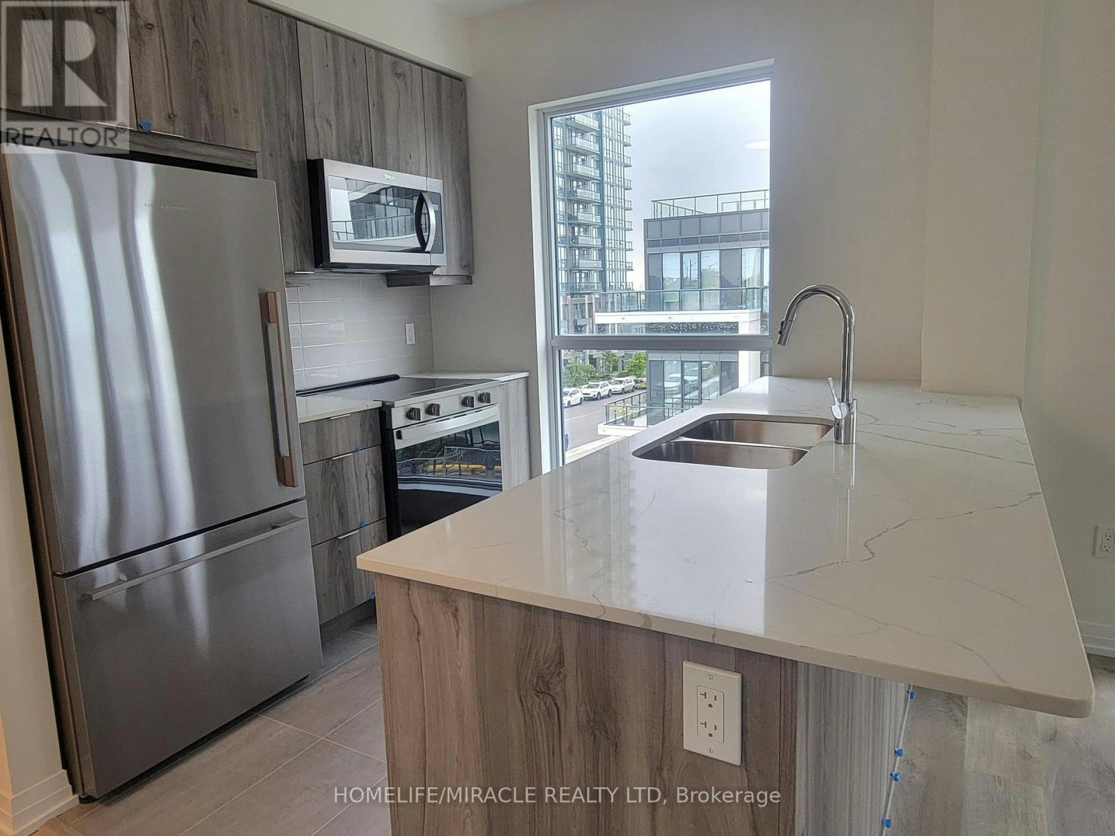 210-15 Watergarden Drive, Mississauga, ON, L5R 1B2 - 11
