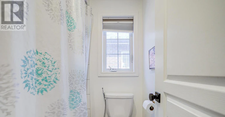32 Walter Proctor Road, East Gwillimbury, ON, L9N 0P1 - 32