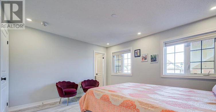 32 Walter Proctor Road, East Gwillimbury, ON, L9N 0P1 - 28