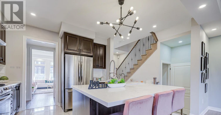 32 Walter Proctor Road, East Gwillimbury, ON, L9N 0P1 - 16