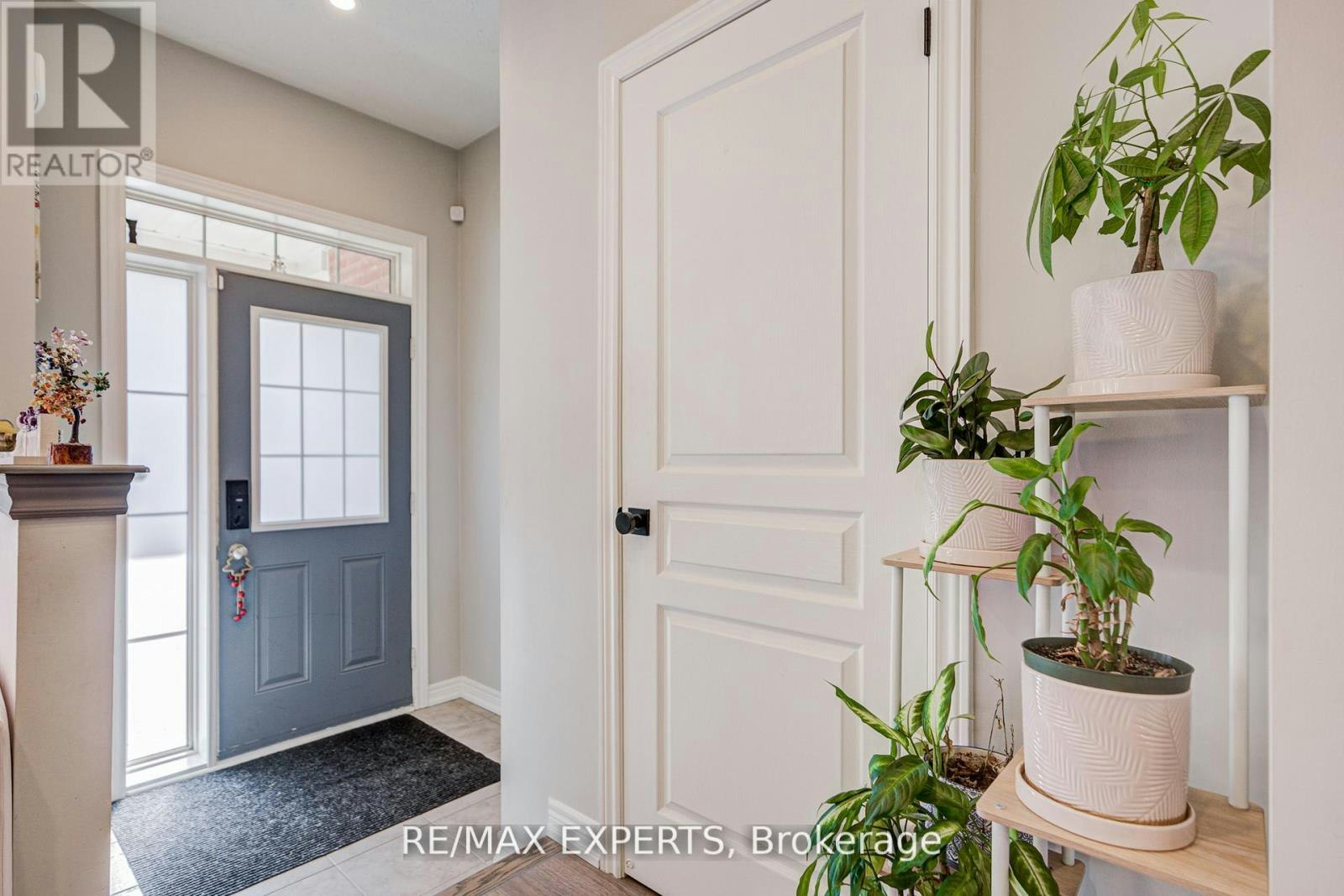 32 Walter Proctor Road, East Gwillimbury, ON, L9N 0P1 - 5