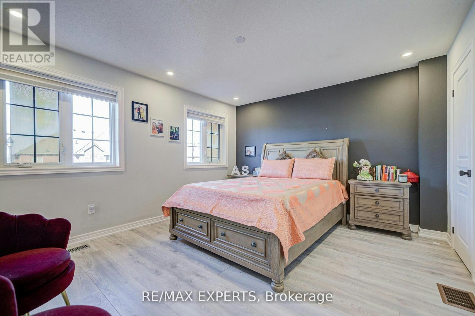 32 Walter Proctor Road, East Gwillimbury, ON, L9N 0P1 - 25