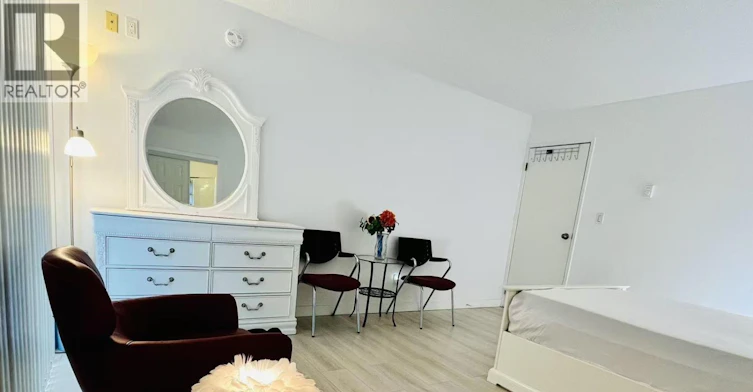 9557 Francis Road, Richmond, BC, V6Y 3A6 - 4