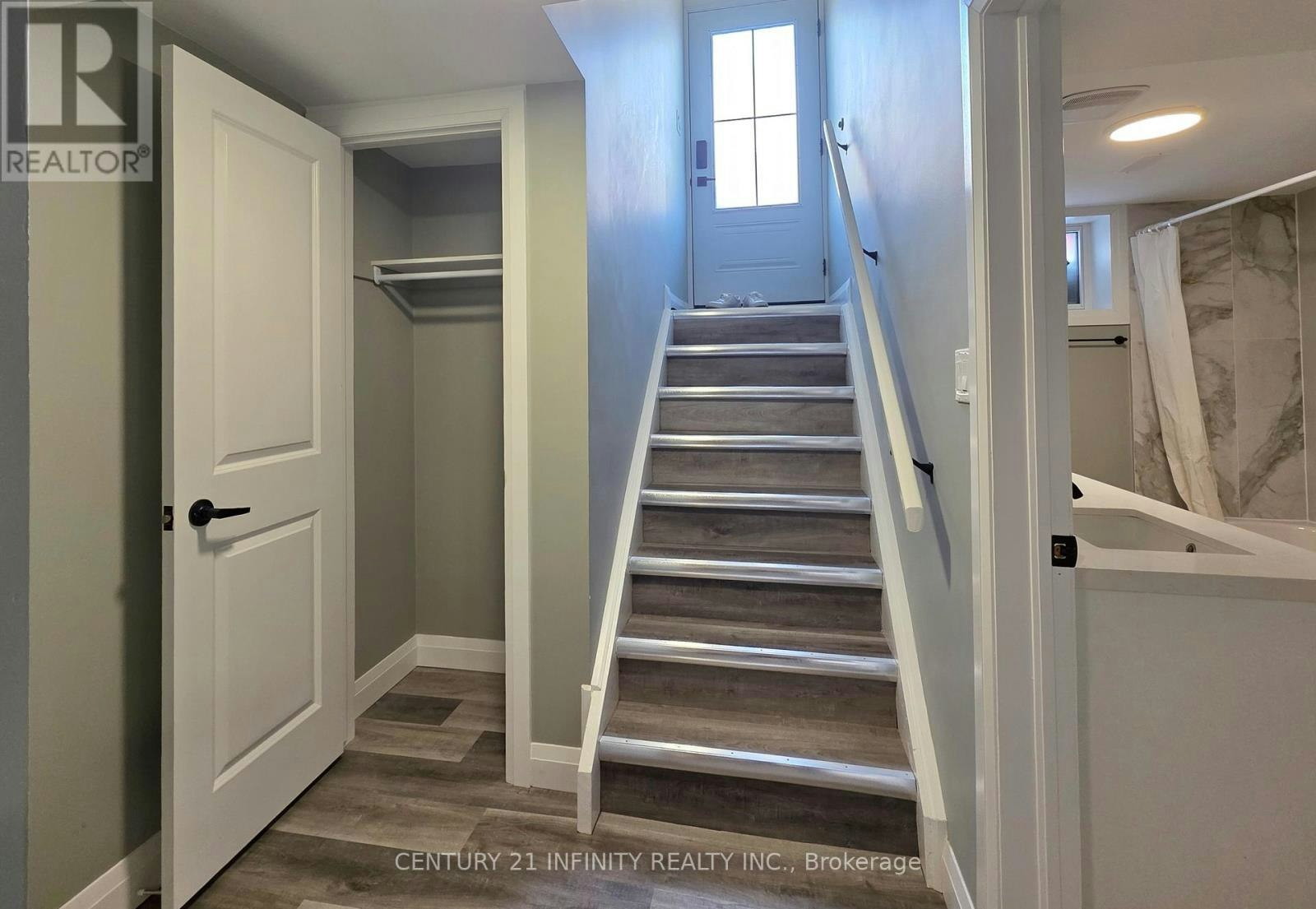 2-109 Purdy Crescent, Hamilton, ON, L9A 3B5 - 4
