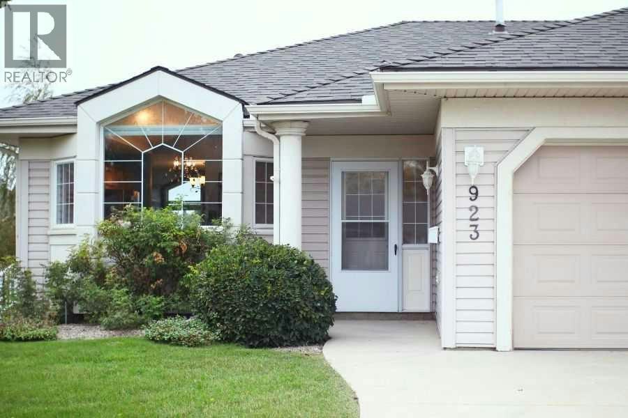 923 Nativity Bay, Rural Rocky View County, AB, T1X 1R1