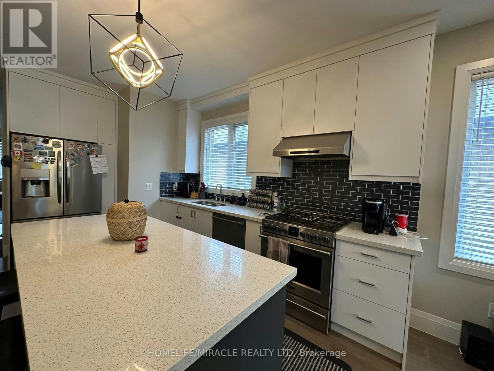 45 Eleanor Avenue, Hamilton, ON, L8W 1C7 - 4