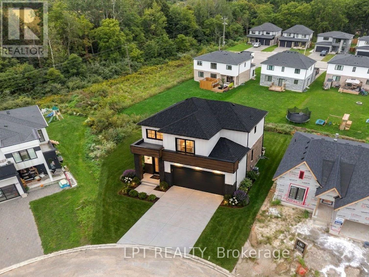 207 Merritt Court, North Middlesex, ON, N0M 2K0 - 20