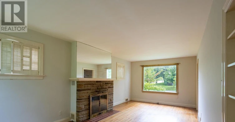 34 Cousins Drive, Aurora, ON, L4G 1B4 - 7