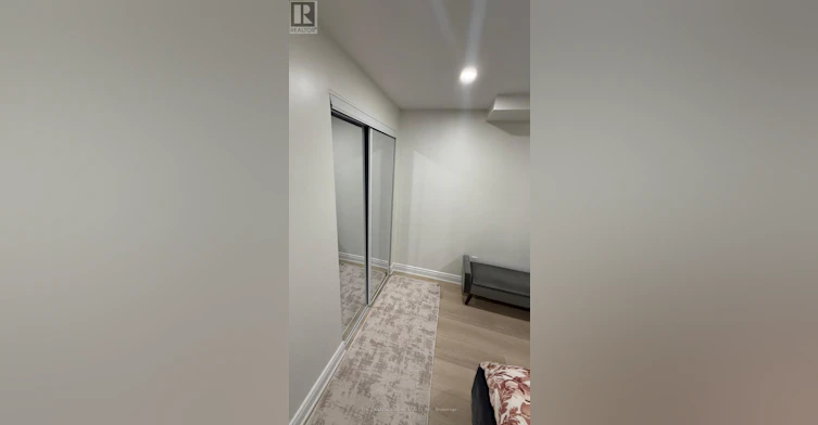 1261 Rose Way, Milton, ON, L9E 1M1 - 12