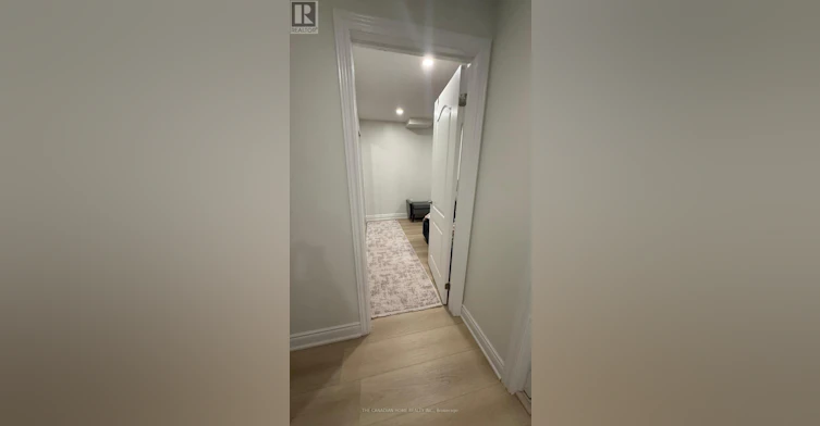 1261 Rose Way, Milton, ON, L9E 1M1 - 14