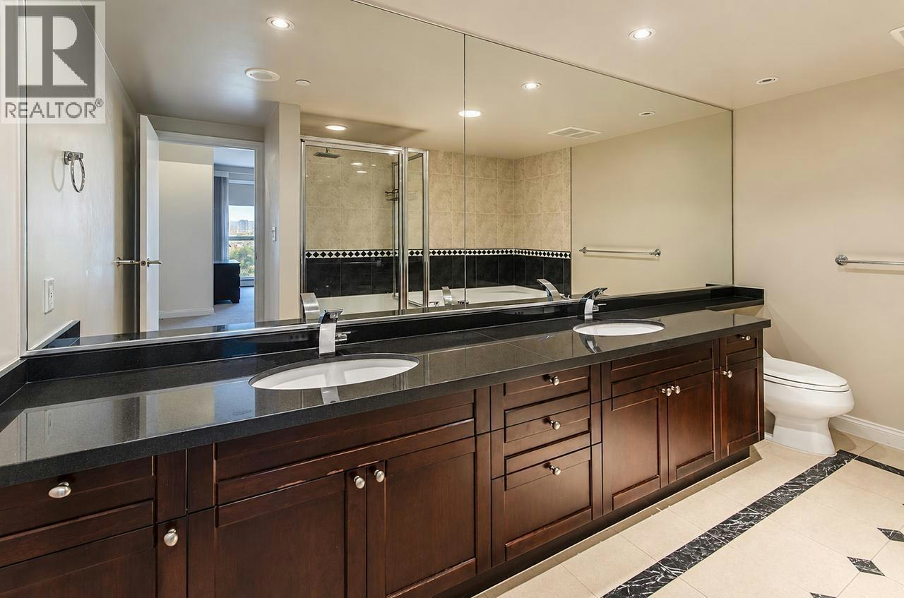 702-1383 Marinaside Crescent, Vancouver, BC, V6Z 2W9 - 14