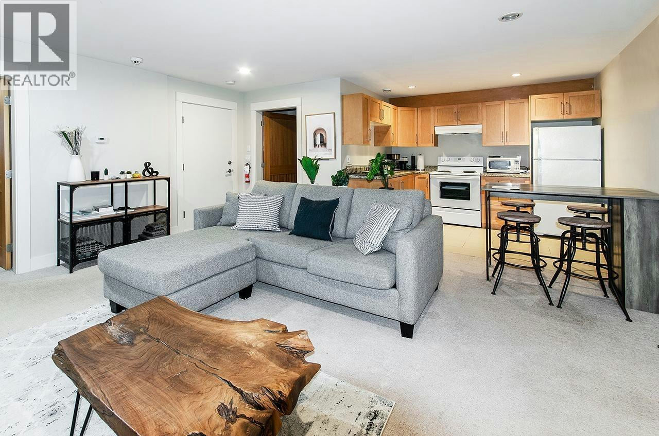 649 Sylvan Avenue, North Vancouver, BC, V7R 2E8 - 16