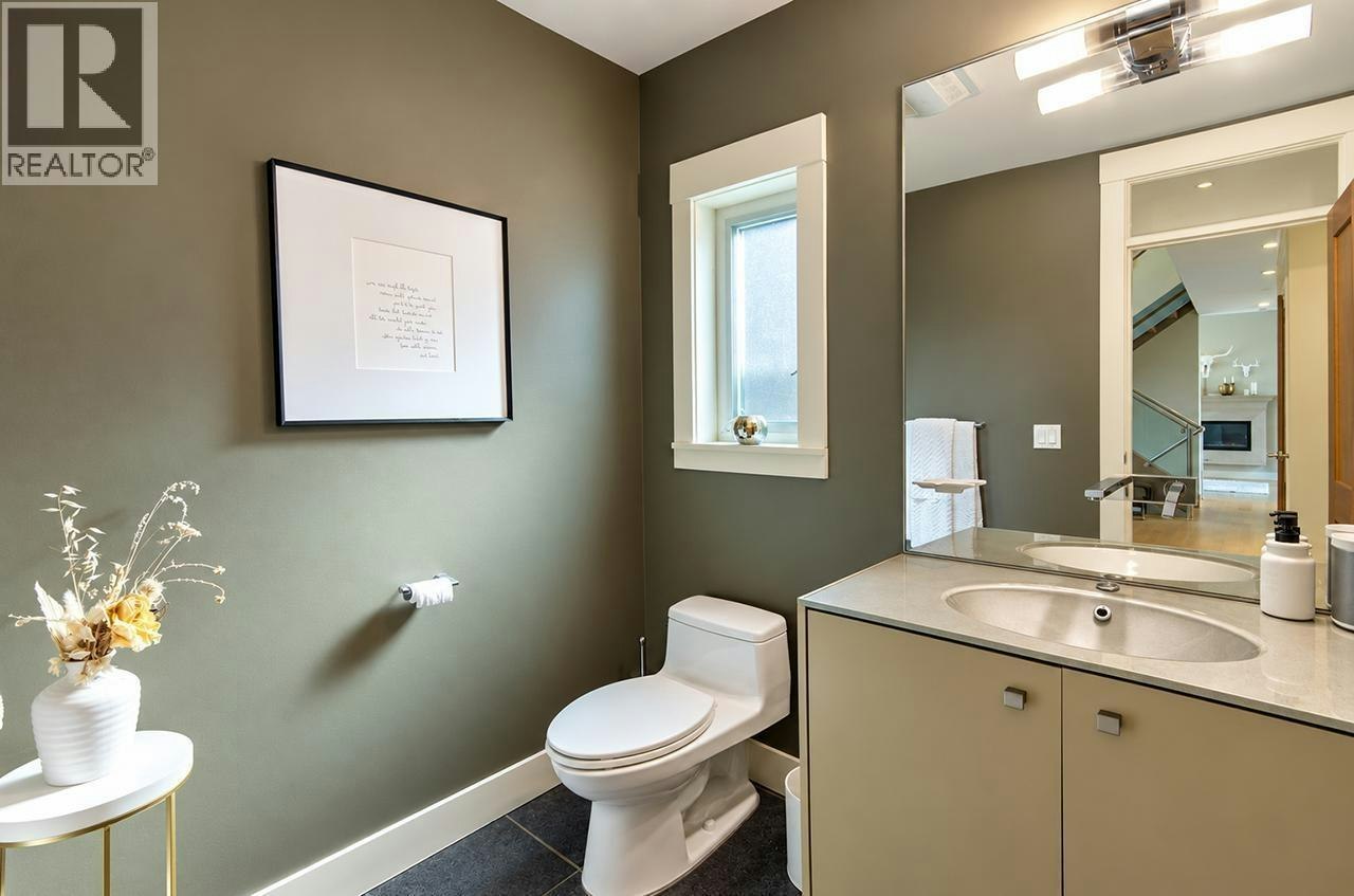 649 Sylvan Avenue, North Vancouver, BC, V7R 2E8 - 15