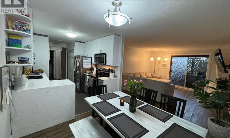 190-3854 Gordon Drive
