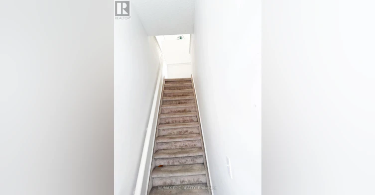 UPPER/2ND FLOOR-1044 Kingston Road, Toronto, ON, M4E 1T4 - 3