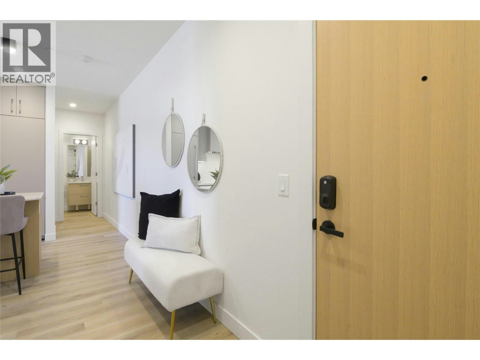 614-3300 Lakeshore Road - 2