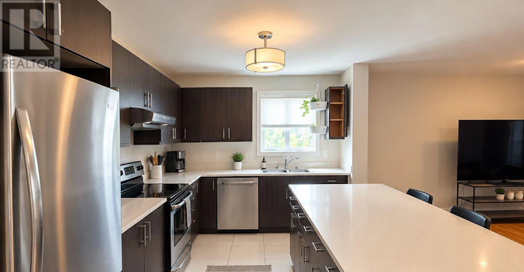 2-11 Chestnut Street, Ottawa, ON, K1S 0Z7 - 2