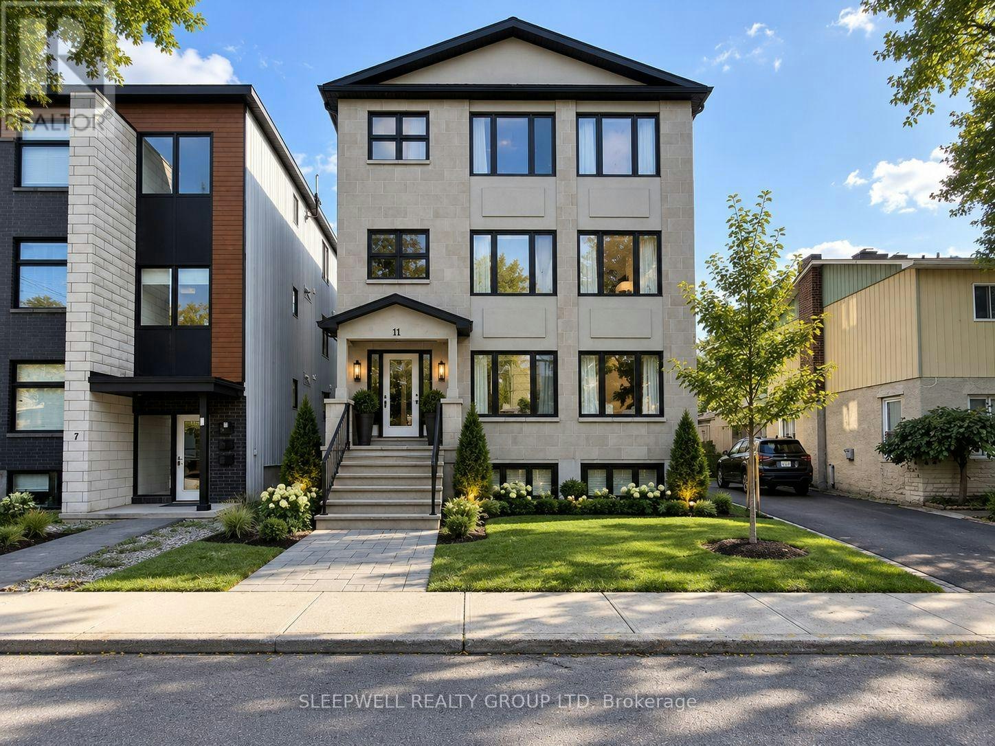 2-11 Chestnut Street, Ottawa, ON, K1S 0Z7