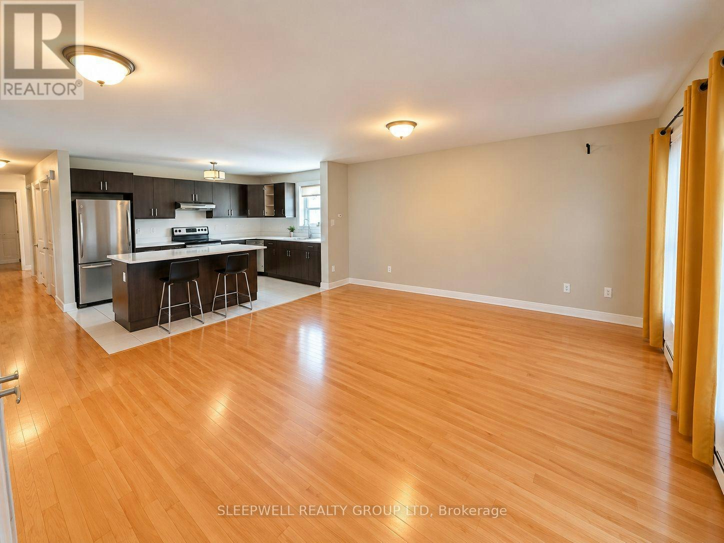 2-11 Chestnut Street, Ottawa, ON, K1S 0Z7 - 4