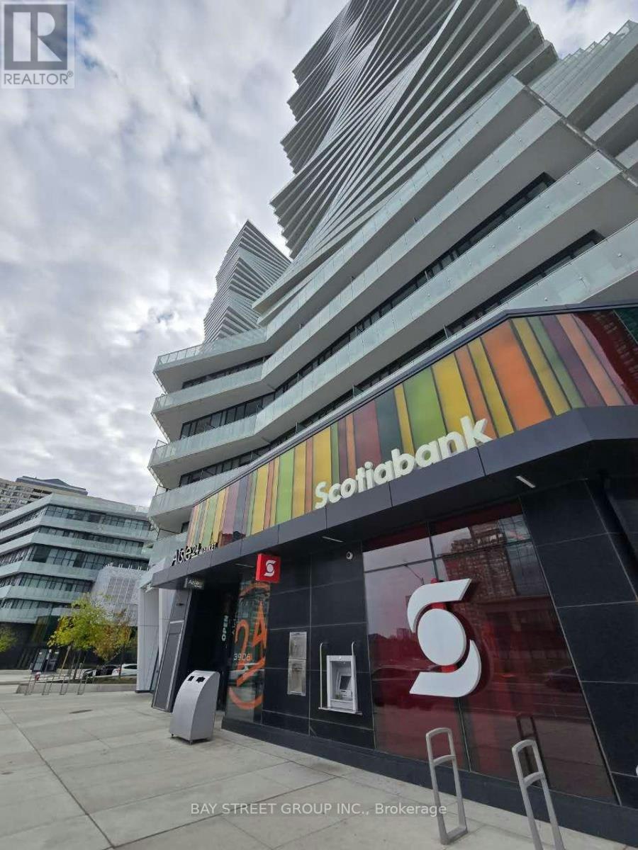 3010-3900 Confederation Parkway, Mississauga, ON, L5B 0M3 - 3
